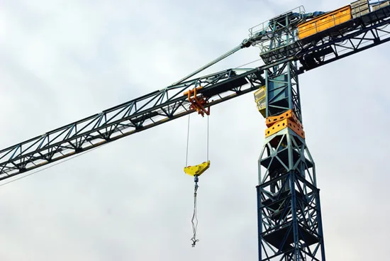 Wind Effect on Tower Cranes Wind Effect on Tower Cranes