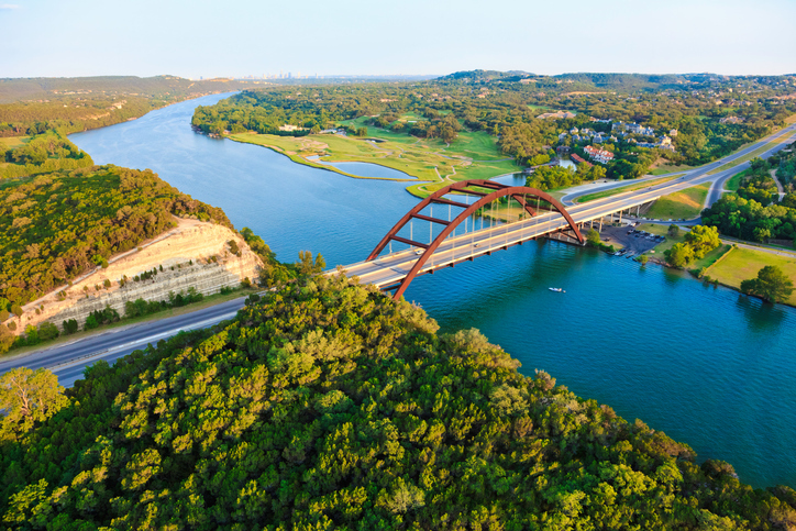 Bridges in America: Faulty Infrastructure Bridges in America: Faulty Infrastructure
