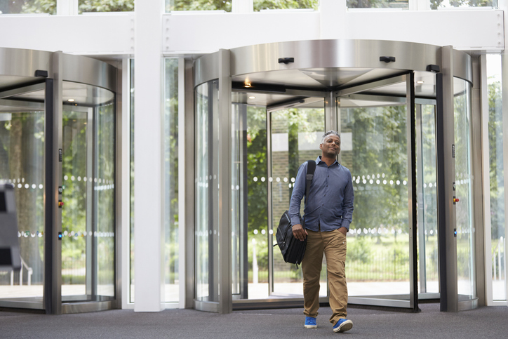 ANSI/BHMA A156.27-2019: Power And Manual Operated Revolving Pedestrian Doors